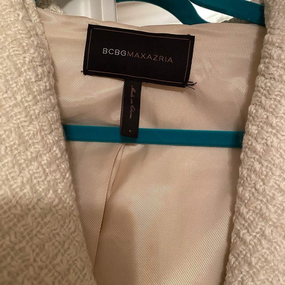 Jacket/Outerwear - image 2